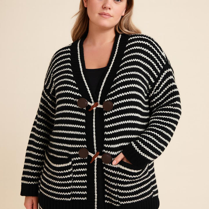 Oversized Chunky Knit Ladies Cardigan One Size Fits All UK Size 12-22