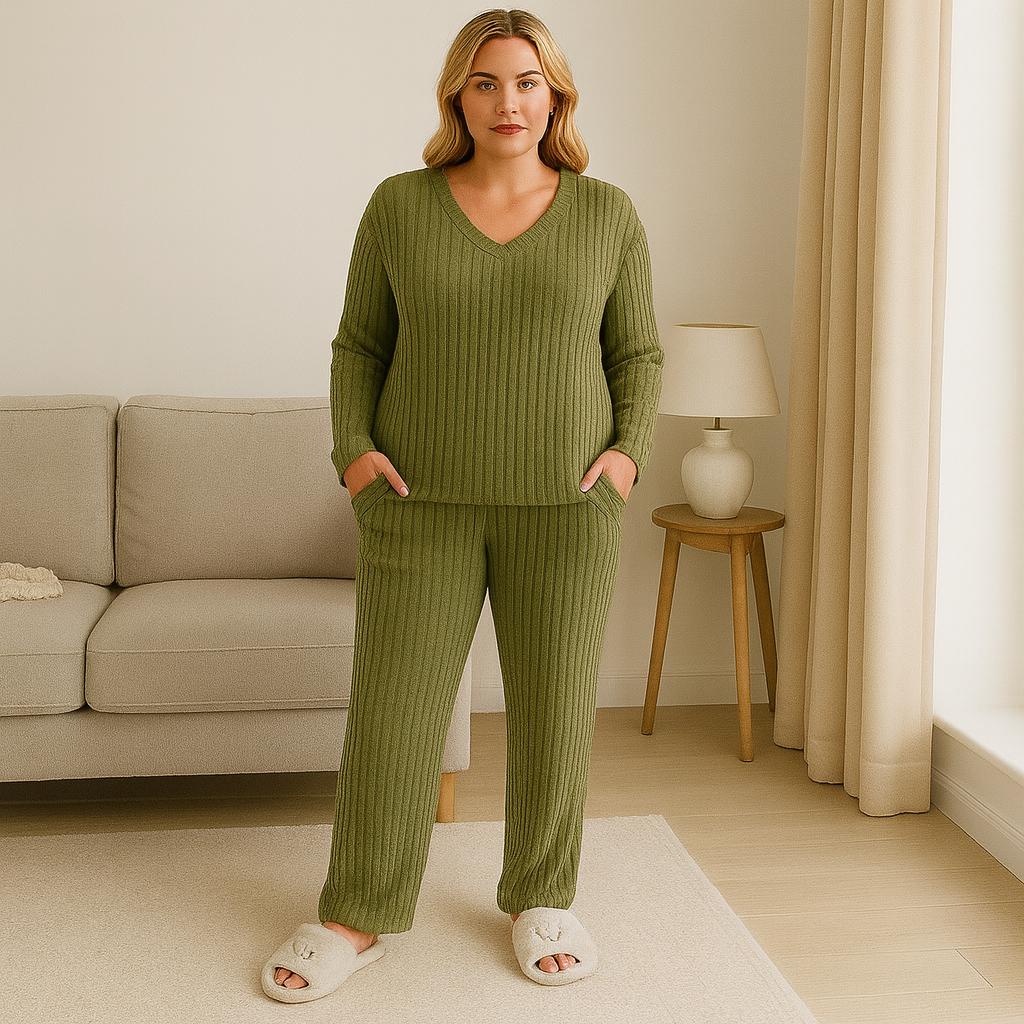 SUPER SOFT FLEECE LOUNGE SET