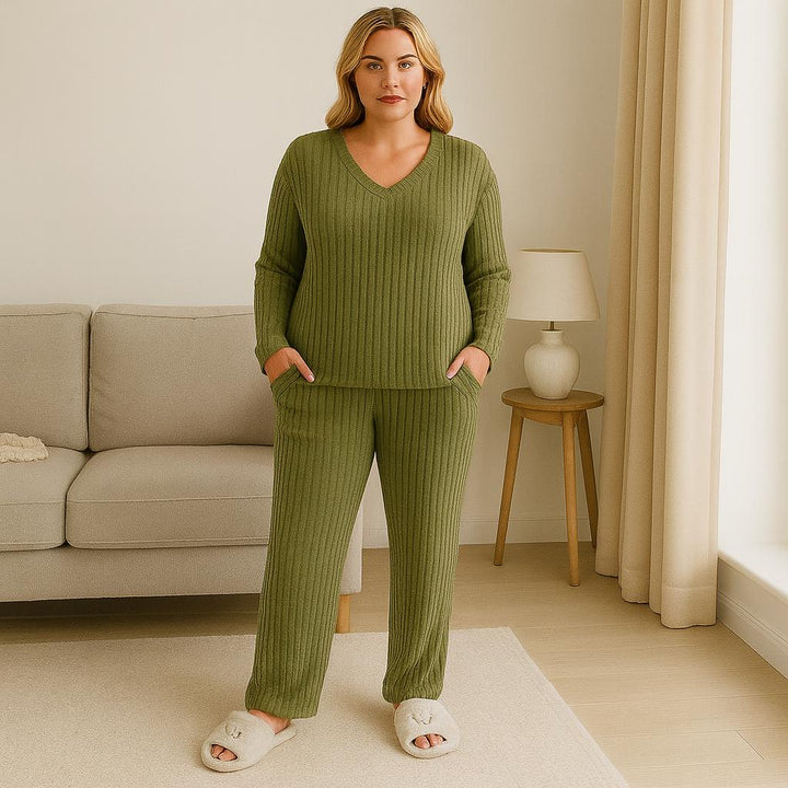 SUPER SOFT FLEECE LOUNGE SET