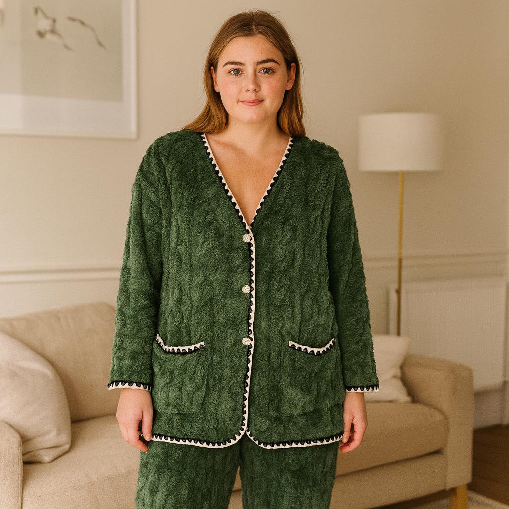 Ultra Lightweight Soft Plush Embossed Lounge Set - Size 12-22