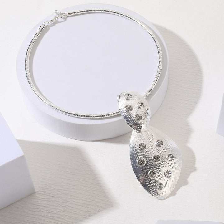 Big Pendant Necklace